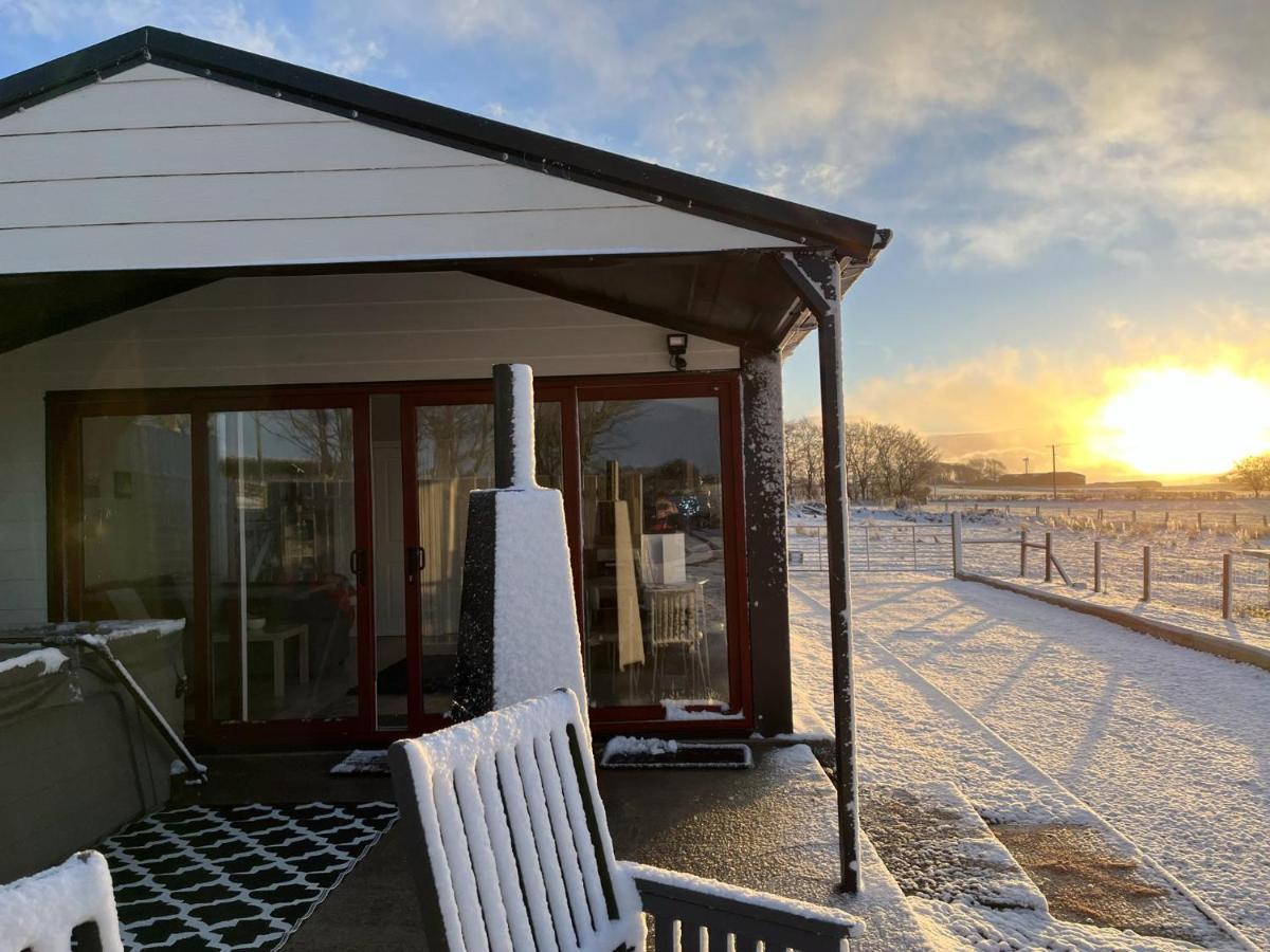 Deerfin Rentals Private Chalet With Hot Tub Балимина Екстериор снимка
